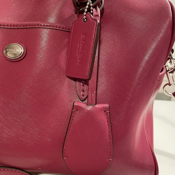 Coach Satchel crossgrain handbag with crossbody strap. - Picture 5 of 8